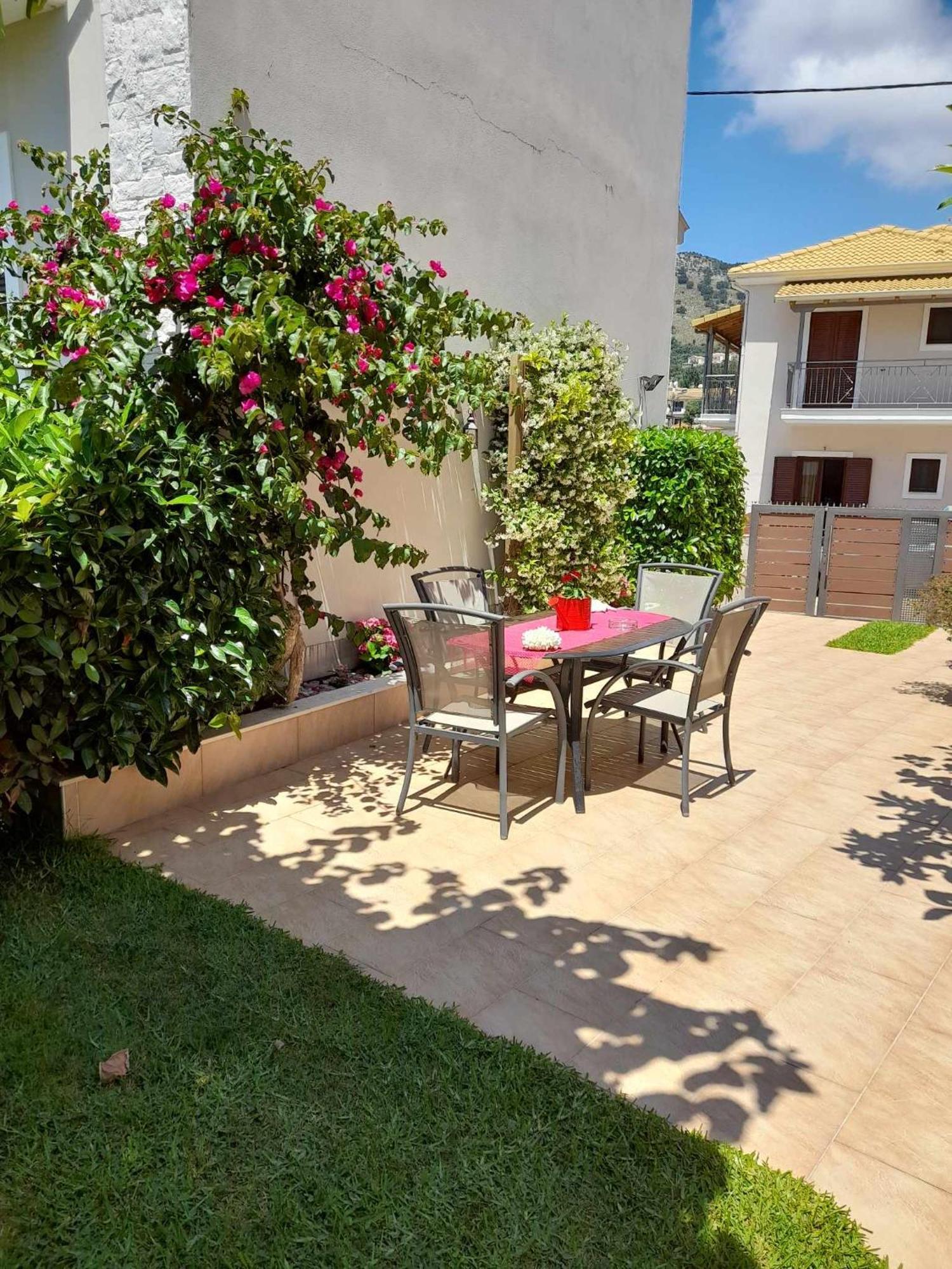 Casa Loutsiano Apartment ซิโวตา ภายนอก รูปภาพ